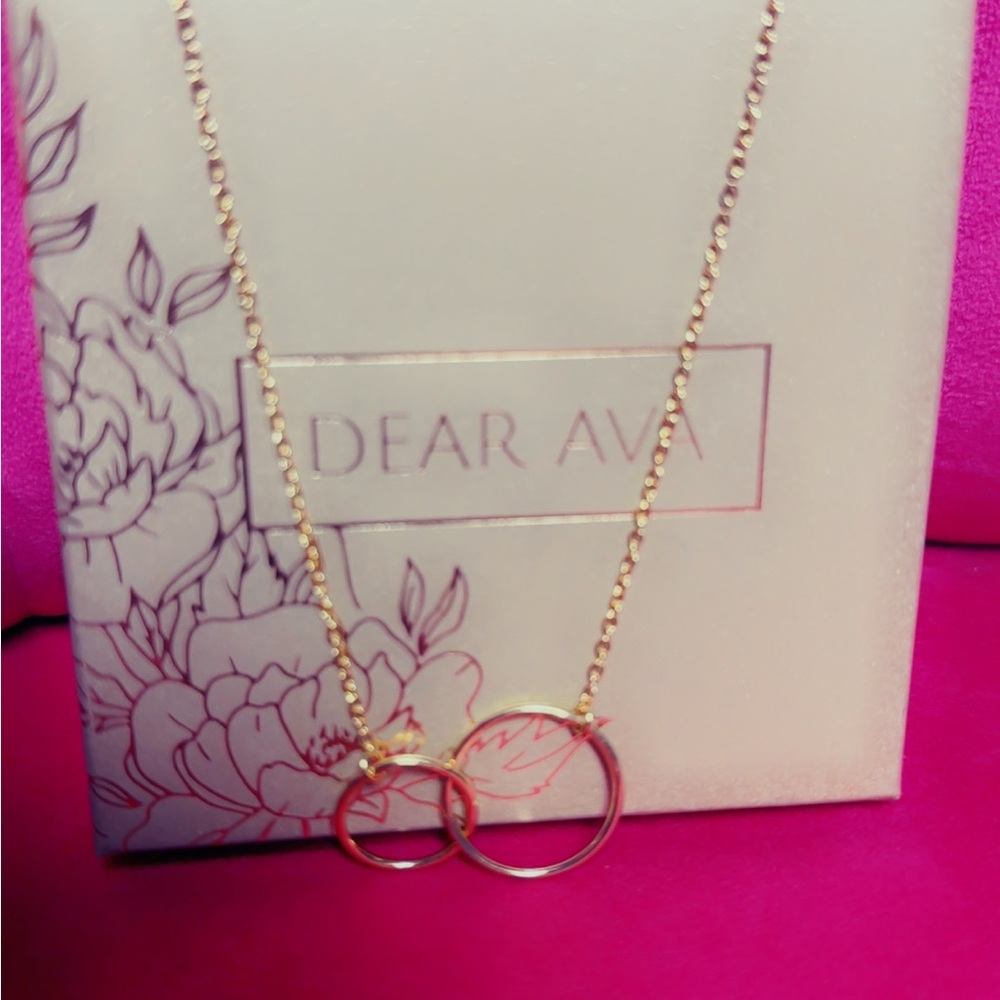 Dear Ava Gold Interlocking Circle Necklace